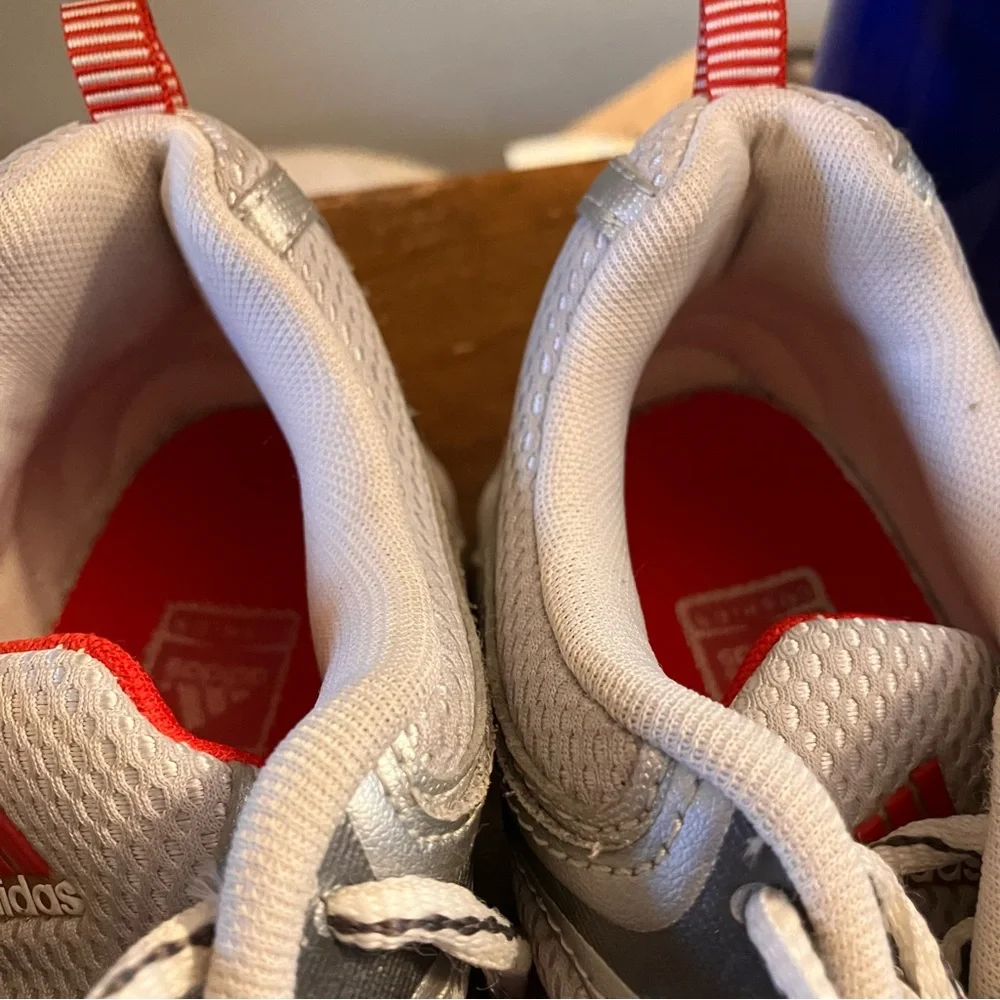 Adidas Falcon Adiprene Women's Silver &‎ Red Running Shoes size 7.5